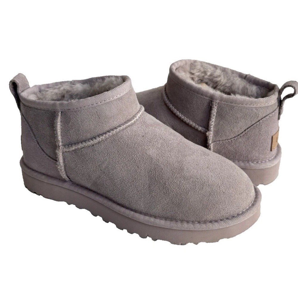 UGG Classic Ultra Mini Boots kids 5 lavender Suede Shearling Cozy Winter Slip-On - Picture 8 of 8